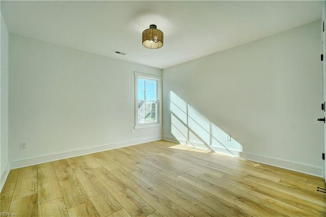 924 27th ST, Newport News, VA 23607