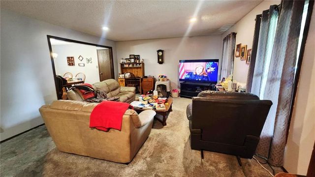 1302 Bitner Terrace, Pittsburg, KS 66762