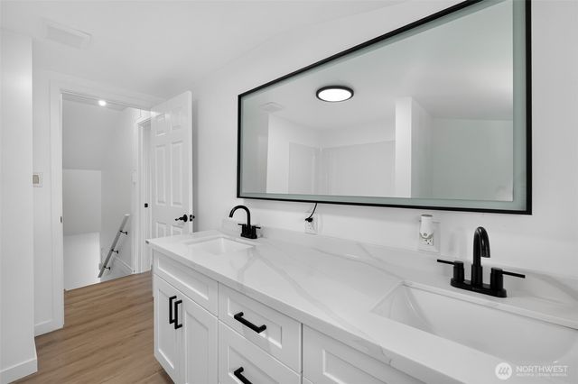 1737 6th Street, Bremerton, WA 98337