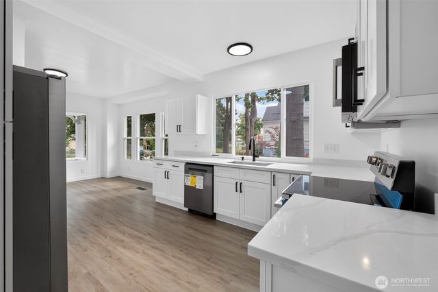 1737 6th Street, Bremerton, WA 98337