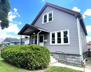 3440 S 17th STREET, Milwaukee, WI 53215