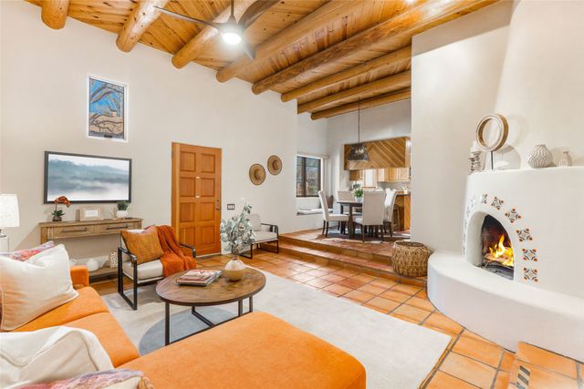 302 Alegre Street, Santa Fe, NM 87501