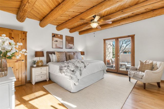 302 Alegre Street, Santa Fe, NM 87501