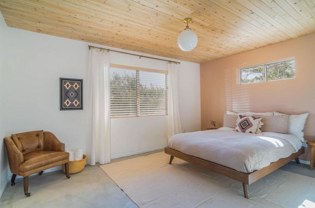 7092 Mohawk Trail, Yucca Valley, CA 92284