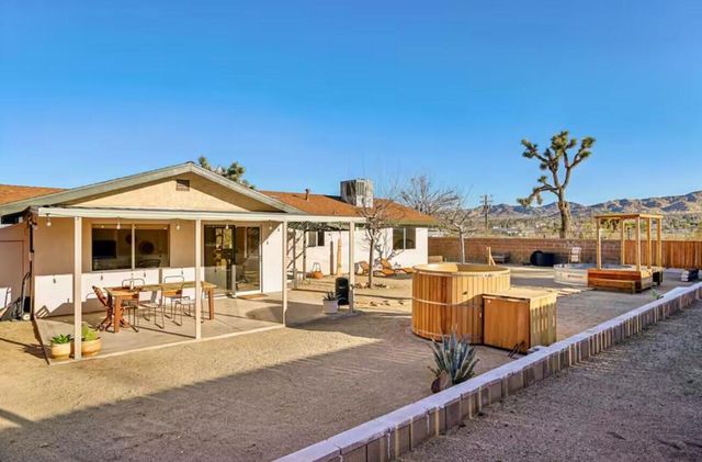 7092 Mohawk Trail, Yucca Valley, CA 92284