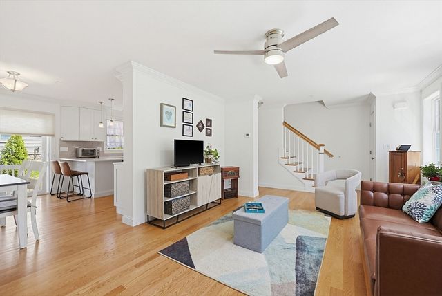260 West St 3, Quincy, MA 02169