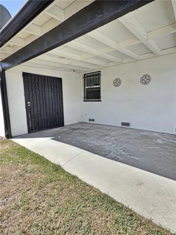 11106 S Harvard Boulevard, Los Angeles, CA 90047