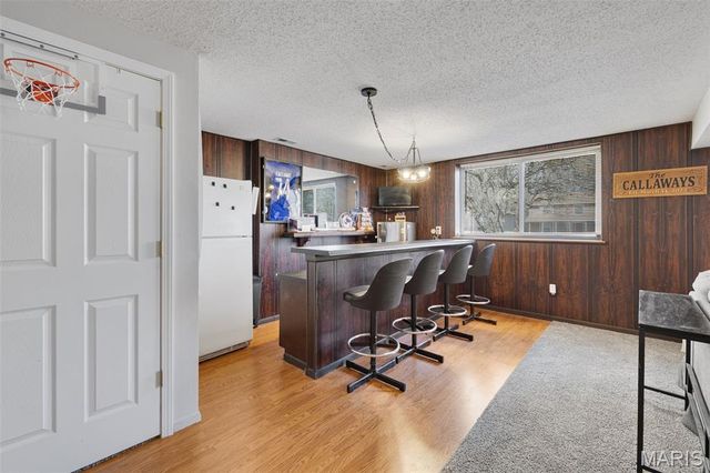 2301 Pheasant Run Drive, Maryland Heights, MO 63043