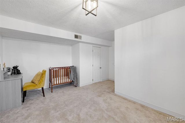 2301 Pheasant Run Drive, Maryland Heights, MO 63043