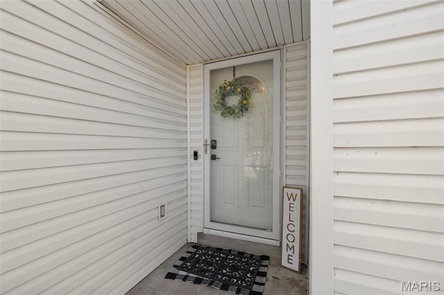 2301 Pheasant Run Drive, Maryland Heights, MO 63043