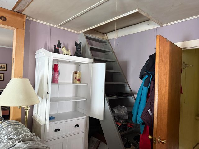 813 County Highway 122, Gloversville, NY 12078