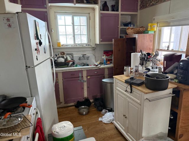 813 County Highway 122, Gloversville, NY 12078