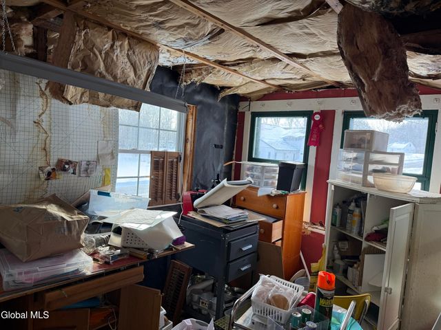 813 County Highway 122, Gloversville, NY 12078