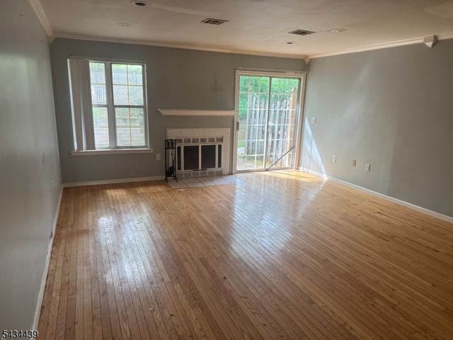 1087 Oakcroft Ln, Franklin Twp., NJ 08873