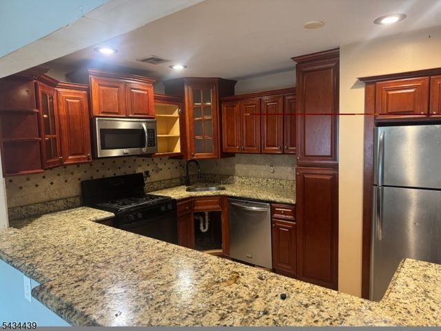 1087 Oakcroft Ln, Franklin Twp., NJ 08873