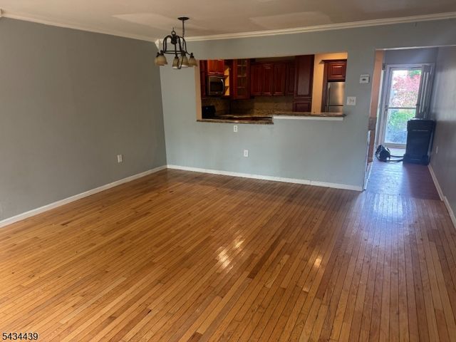 1087 Oakcroft Ln, Franklin Twp., NJ 08873