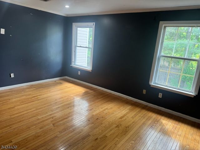1087 Oakcroft Ln, Franklin Twp., NJ 08873