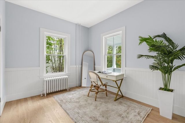 114 Hull St, Hingham, MA 02043