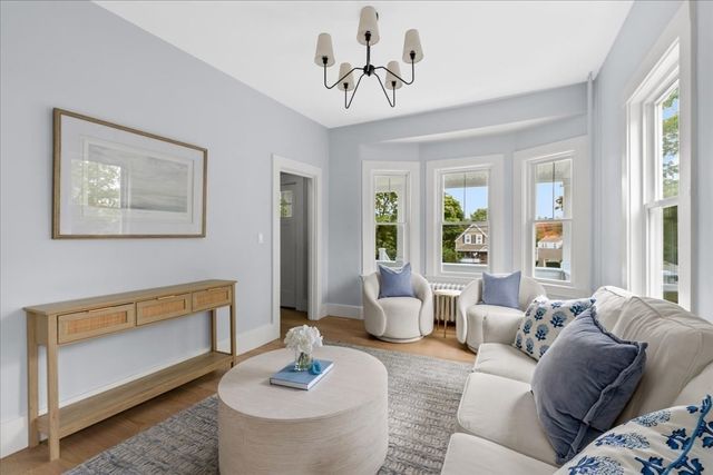 114 Hull St, Hingham, MA 02043