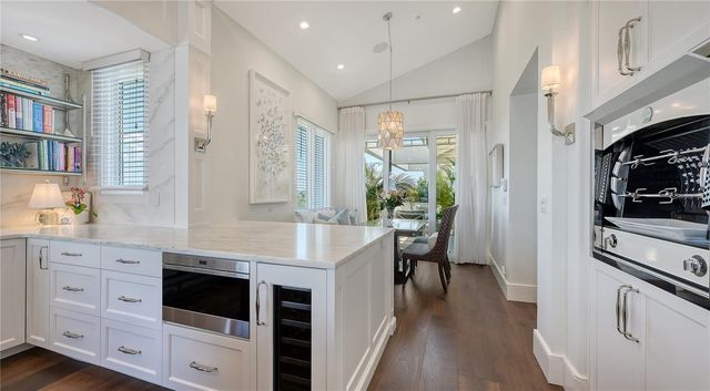 340 GULF OF MEXICO DRIVE 136, Longboat Key, FL 34228