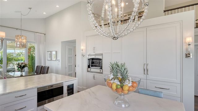 340 GULF OF MEXICO DRIVE 136, Longboat Key, FL 34228