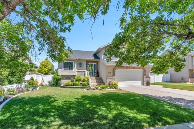 1368 W 2350 S, Woods Cross, UT 84087