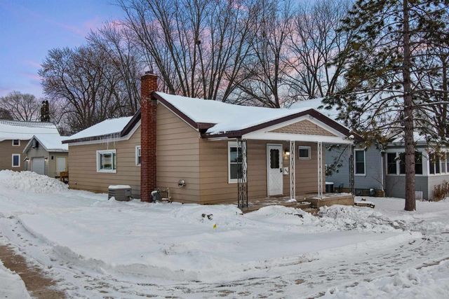 317 Hamburg Street, Ripon, WI 54971