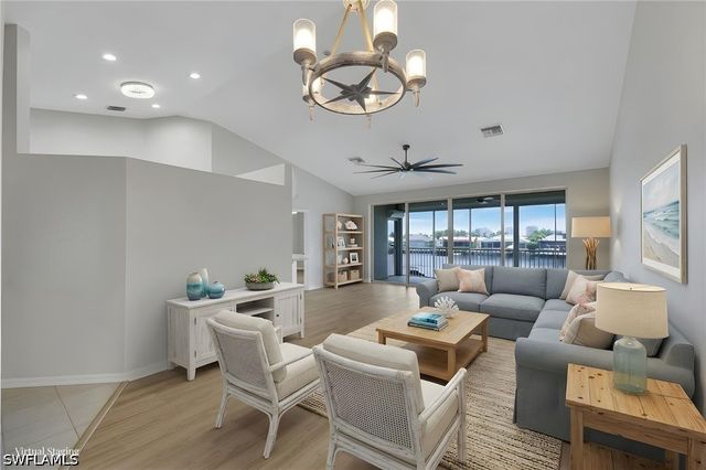 210 Waterside CIR 201, Marco Island, FL 34145