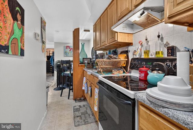 1900 GARRETT RD, Lansdowne, PA 19050