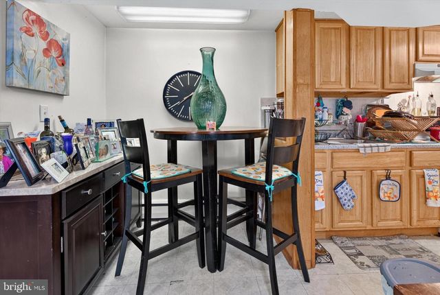 1900 GARRETT RD, Lansdowne, PA 19050