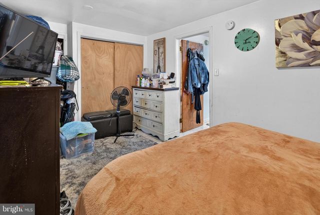 1900 GARRETT RD, Lansdowne, PA 19050