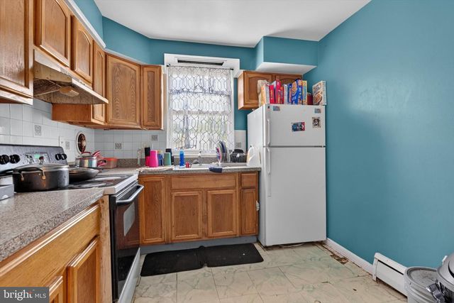 1900 GARRETT RD, Lansdowne, PA 19050