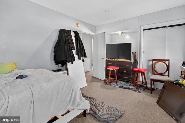 1900 GARRETT RD, Lansdowne, PA 19050