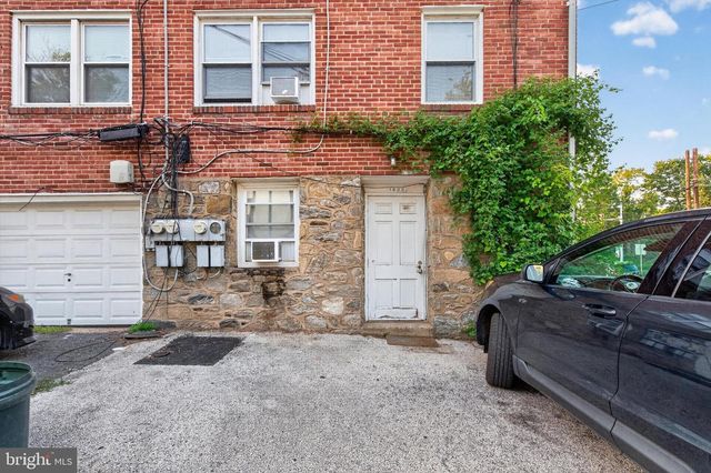 1900 GARRETT RD, Lansdowne, PA 19050