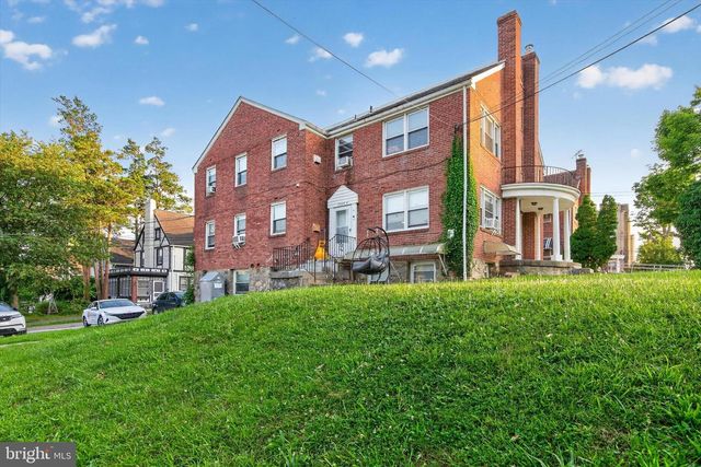 1900 GARRETT RD, Lansdowne, PA 19050