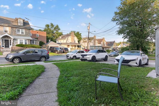 1900 GARRETT RD, Lansdowne, PA 19050
