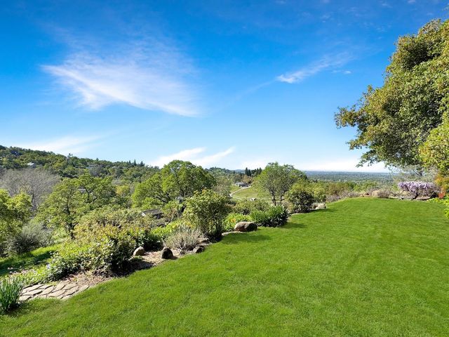 10100 Indian Hill Rd, Newcastle, CA 95658