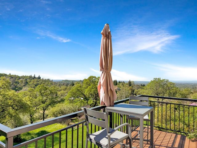 10100 Indian Hill Rd, Newcastle, CA 95658
