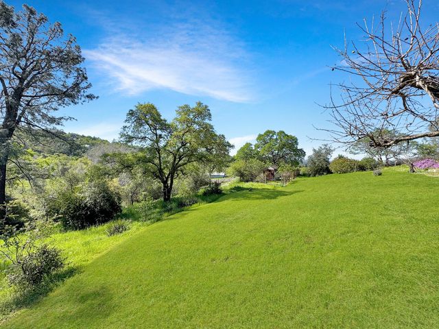 10100 Indian Hill Rd, Newcastle, CA 95658