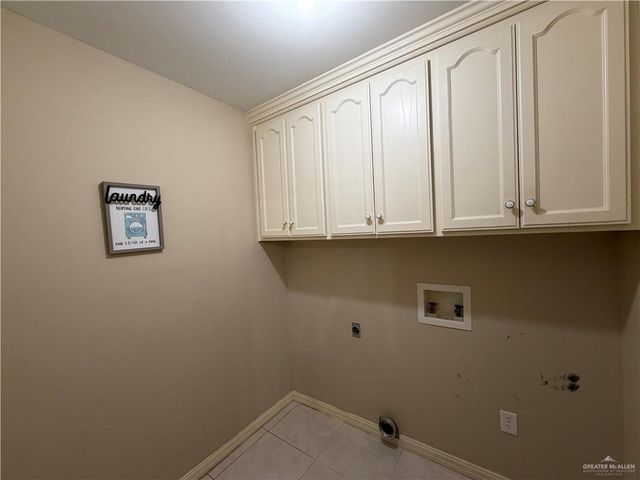 214 N Resplandor Street, Mission, TX 78572