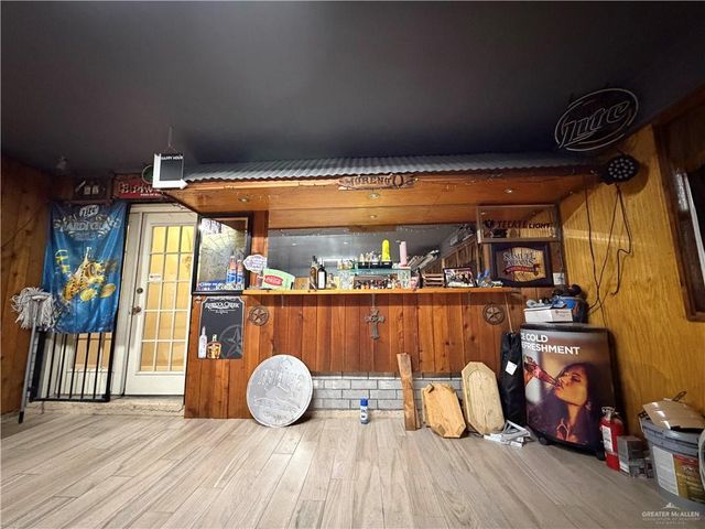 214 N Resplandor Street, Mission, TX 78572