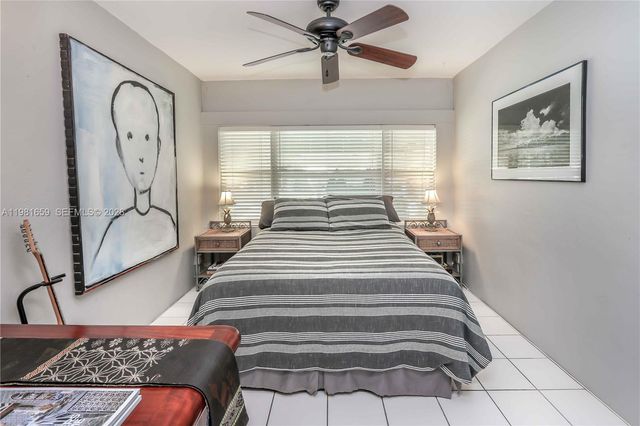 2209 N 15th Avenue, Hollywood, FL 33020