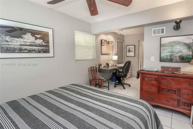 2209 N 15th Avenue, Hollywood, FL 33020