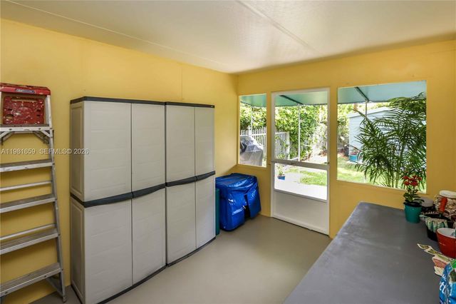 2209 N 15th Avenue, Hollywood, FL 33020