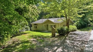 583 Dark Ridge Road, Sylva, NC 28779