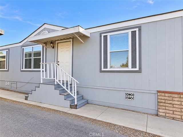135 N Pepper 50, Rialto, CA 92376