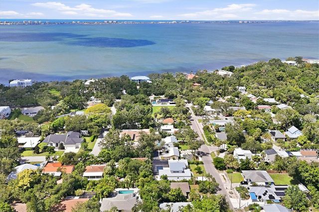 940 22ND STREET, Sarasota, FL 34234