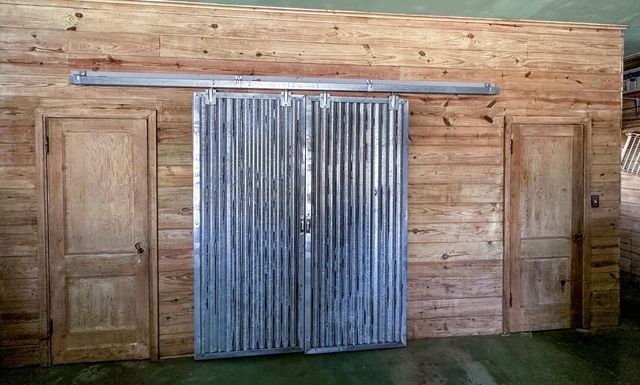 615 S 6th Street, Canadian, TX 79014