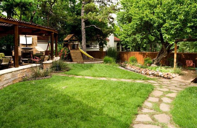 615 S 6th Street, Canadian, TX 79014