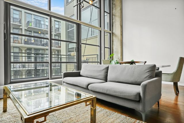 900 N Kingsbury Street 971, Chicago, IL 60610